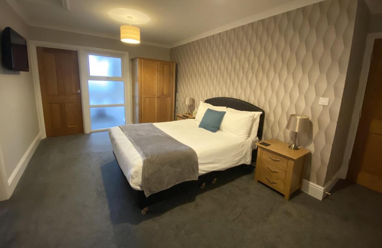 Jeffersons Hotel & Serviced Apartments (Adults Only) Barrow-in-Furness Chambre photo