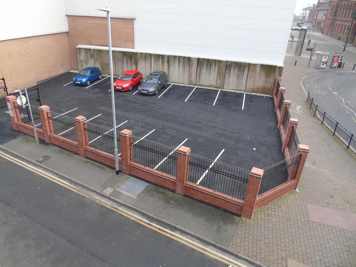 Jeffersons Hotel & Serviced Apartments (Adults Only) Barrow-in-Furness Extérieur photo