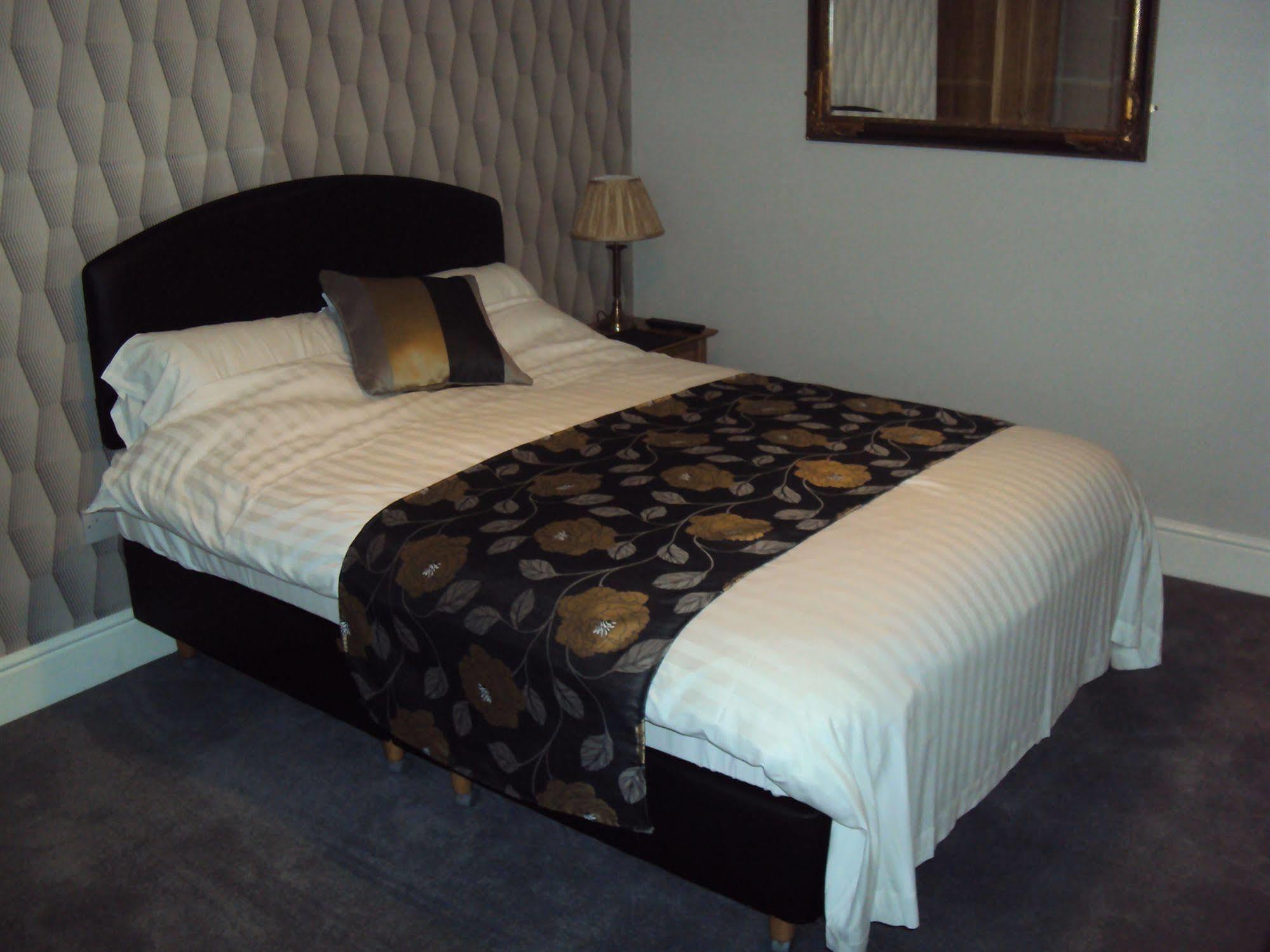Jeffersons Hotel & Serviced Apartments (Adults Only) Barrow-in-Furness Extérieur photo